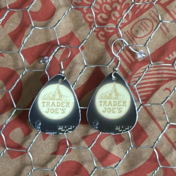 Trader Joe’s earrings guitar pic shaped moon - Picture 1 of 3